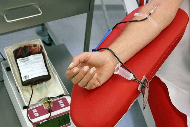 مراکز انتقال خون آذربایجان غربی آماده پذیرش خیرین است